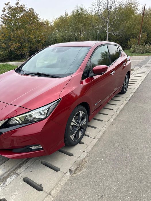 NISSAN Leaf 2019 — imagine 2