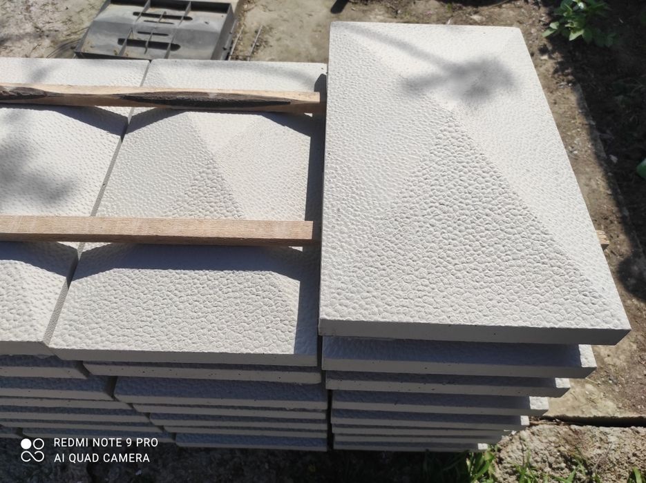 Capace gard din beton.