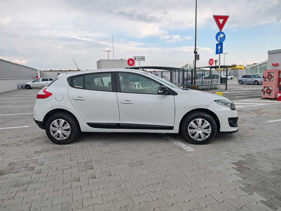 RENAULT Megane 2014 — imagine 3
