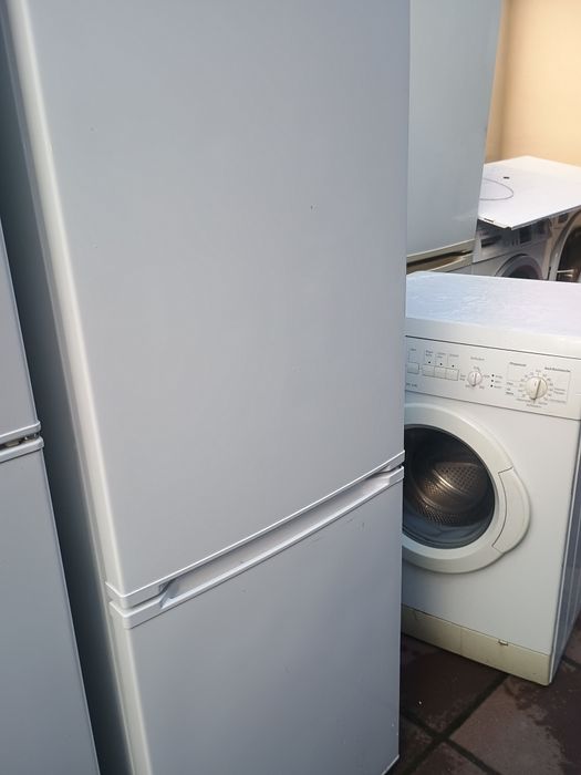 Frigider tip combină frigorifică înaltă 190-2 m