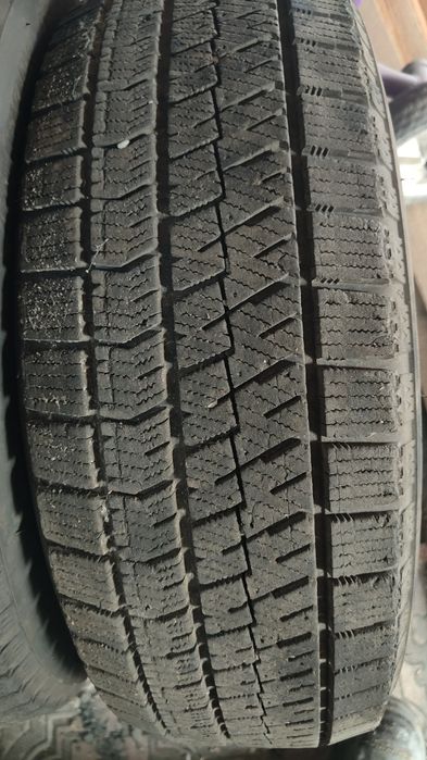 Шины зимние  bridgestone blizzak ice