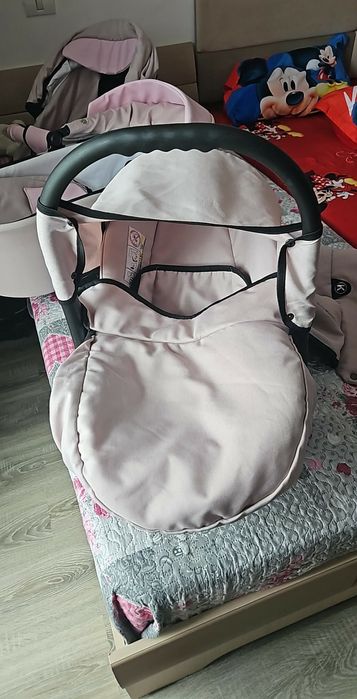 Vând carut krausman 3in1 maxi combo