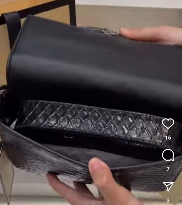 Сумка Nursace натуральная питон