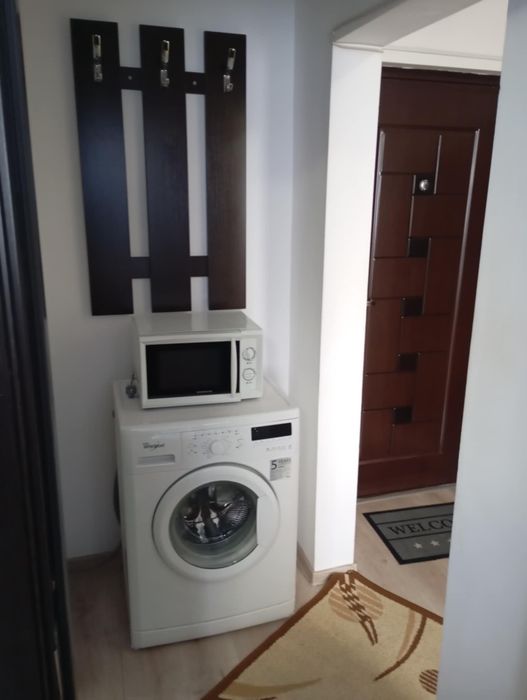 Închiriez garsonieră pe termen lung zona Tudor