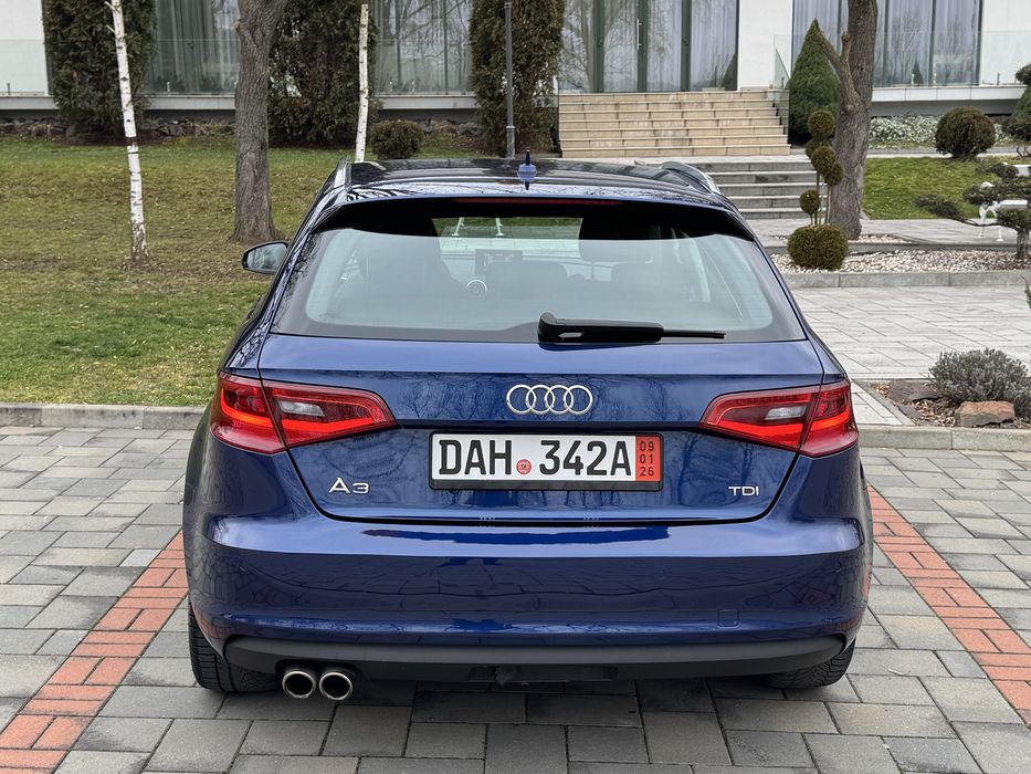 Audi a3/S-tronic/Navigatie/2.0/150 CP/bi-Xenon/Led/2014/