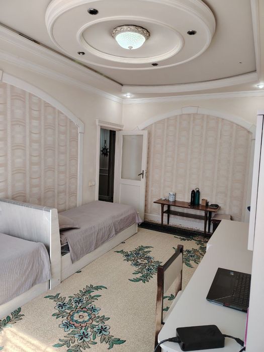 Olmazor tumani Qora qamish 2/1 da 5 xonali dom sotiladi