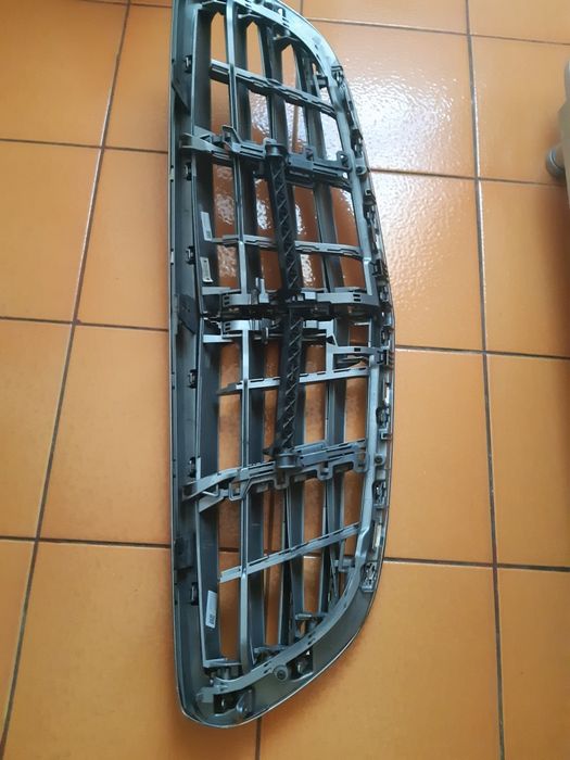Grilă Mercedes C