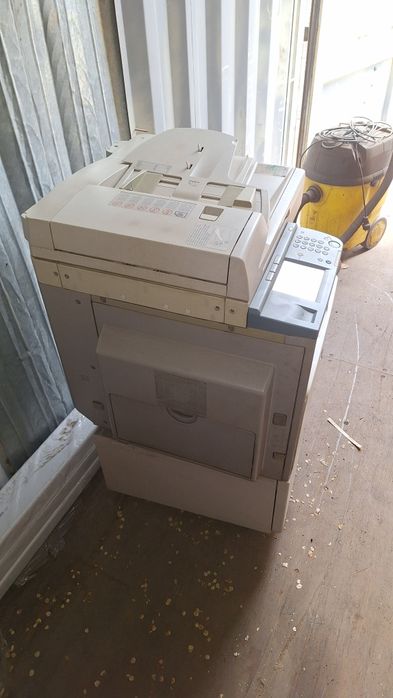 Продам ксерокс, в рабочем состоянии.