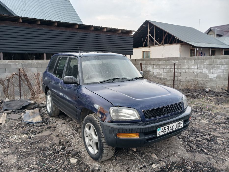 Рав 4 . Машину продам.