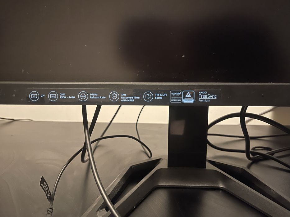 Monitor Lenovo 165 hz - G27q-30