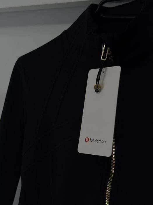 Jachetă Lululemon neagră