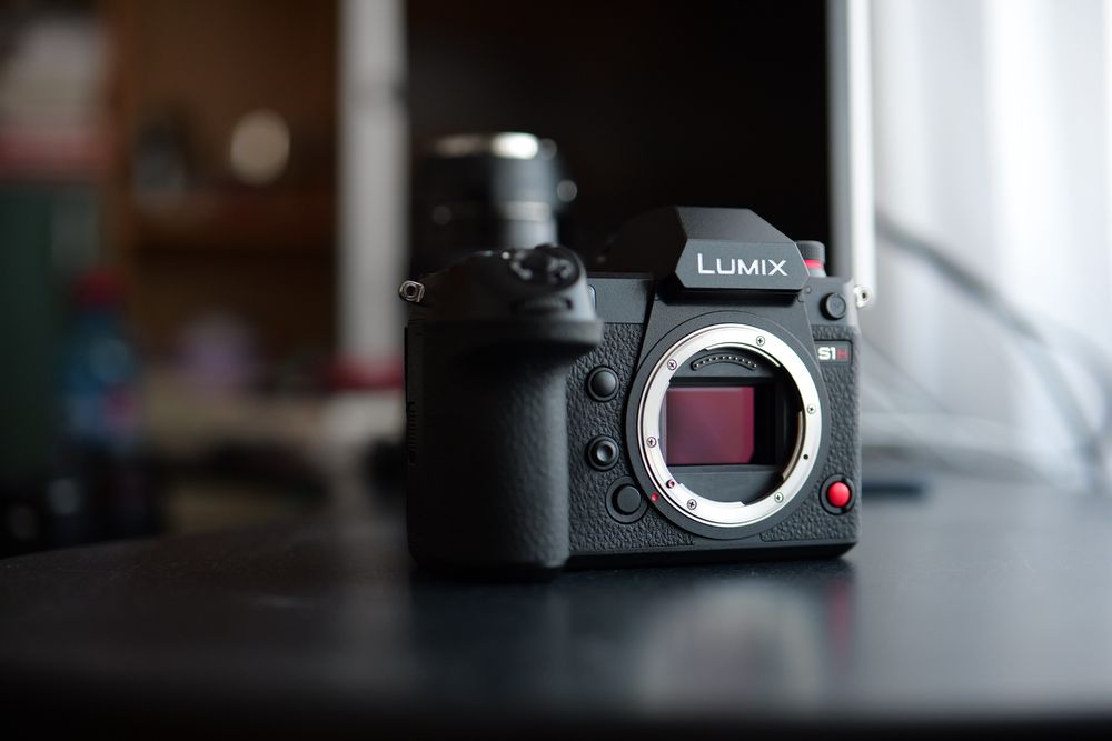 Panasonic Lumix S1H