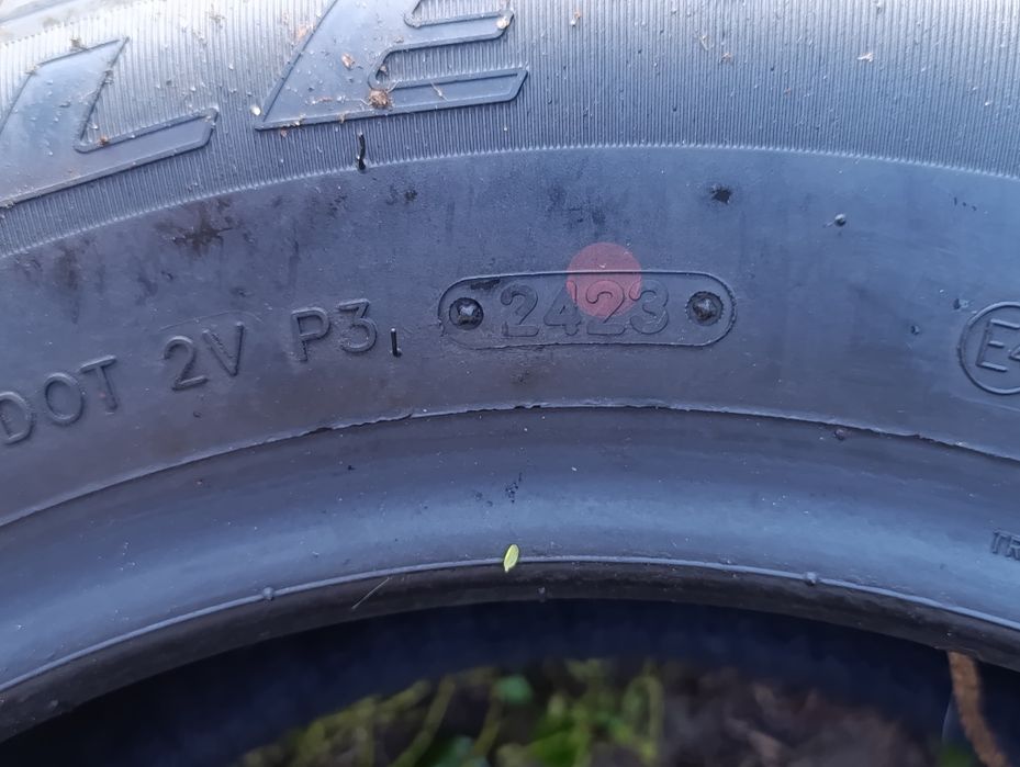 Продам зимнию резину