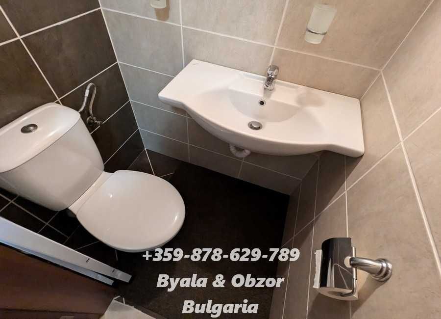 Продава се Тристаен апартамент в Обзор - 94 кв.м за 1011 €/кв.м - Снимка #17