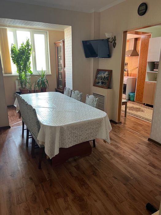 Продам мебель и двери