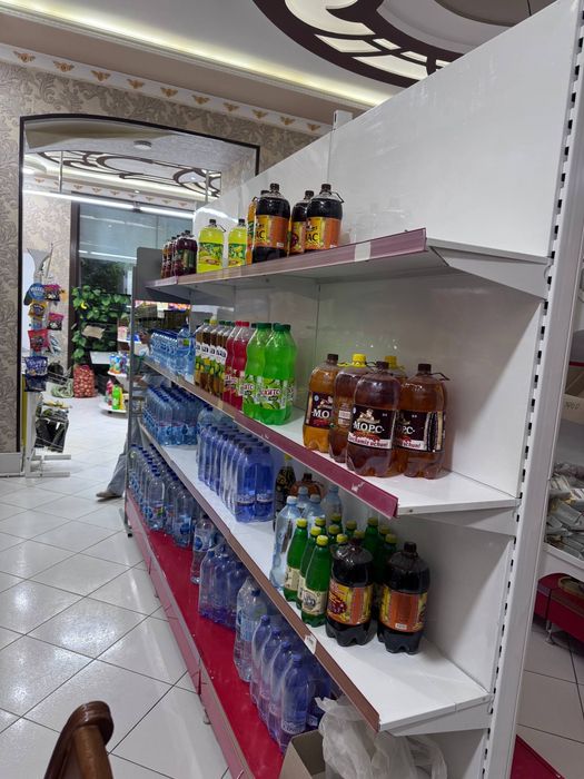Стелажи б/у для магазина
