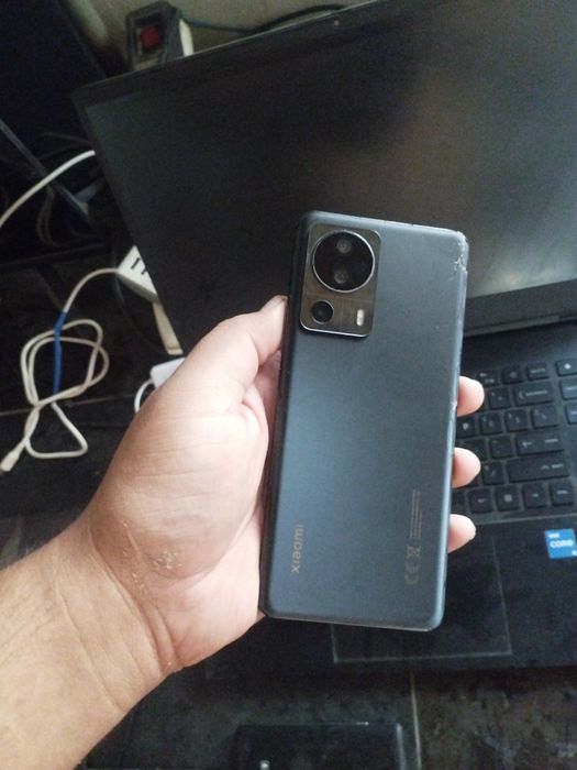 продам дёшево Xiaomi 13 lite