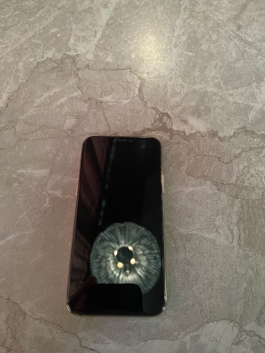iphone 11 pro.