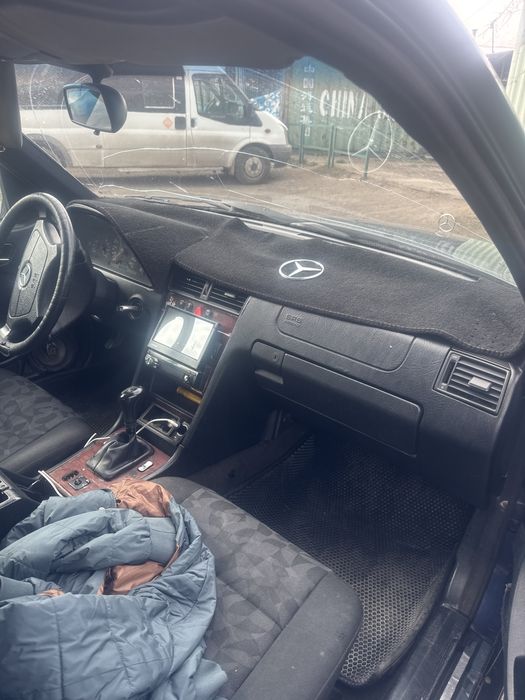 Продаю Mercedes 202-й