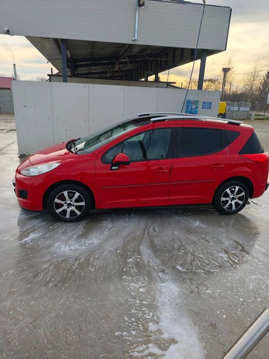 Peugeot 207 SW 1.6 benzina