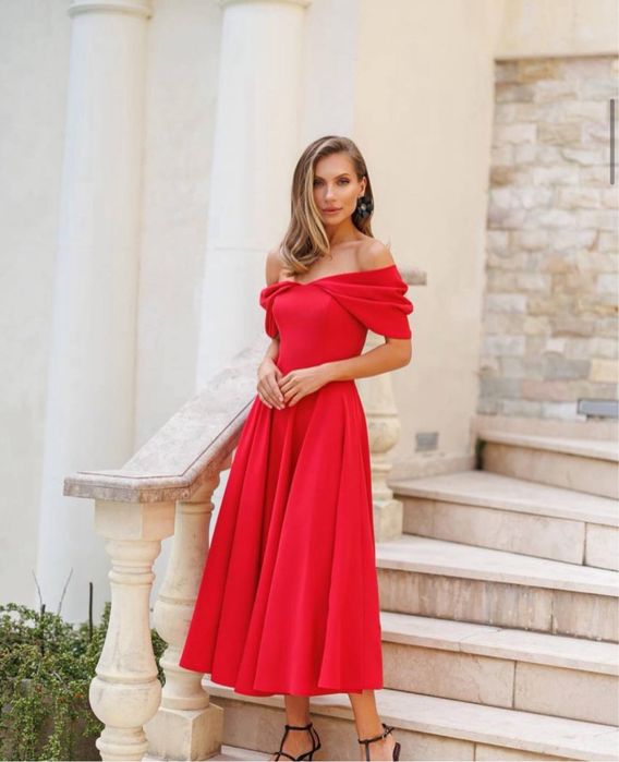 Rochie XS eleganta de ocazie Celine Rosu ( Buticul Evei)