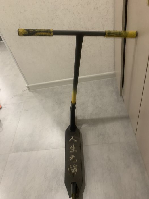 Трюковой самокат