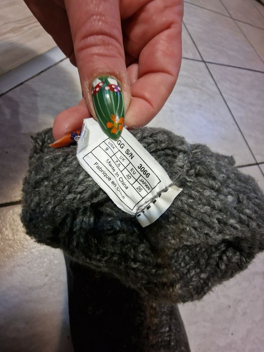 UGG дамски плетени  ботуши номер 40