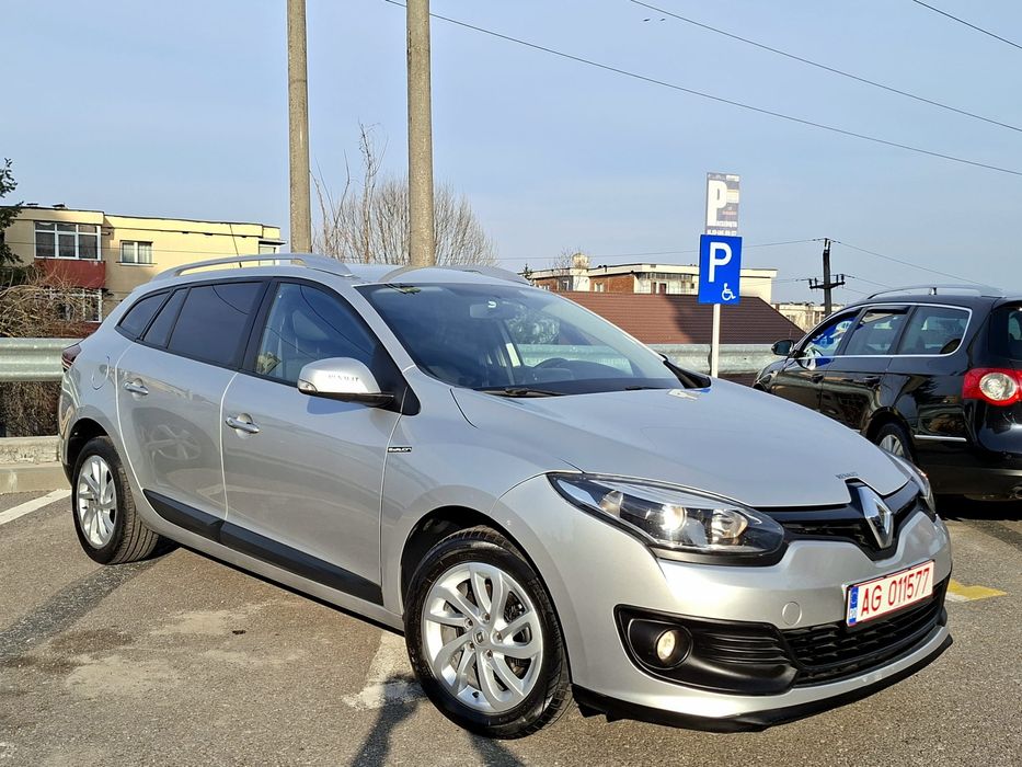 Renault Megane 3 facelift 2015 euro 5 recent  adus D. 150 mii km

2015.euro 5.Full 1.5 dci 6 trepte 110 cp.

KM reali 150 mii reali verificabili 

P