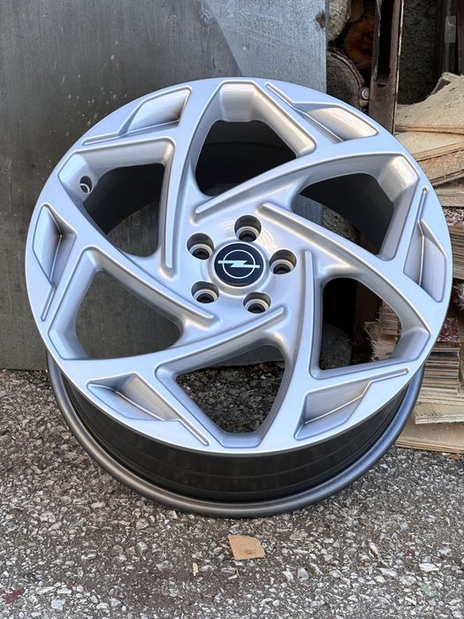 Джанти за Опел Opel 18 “ цола 5х105 чисто нови 8j ET 45 56.6