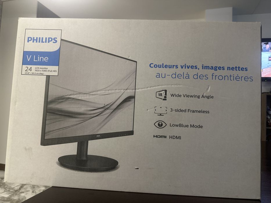 Монитор Philips