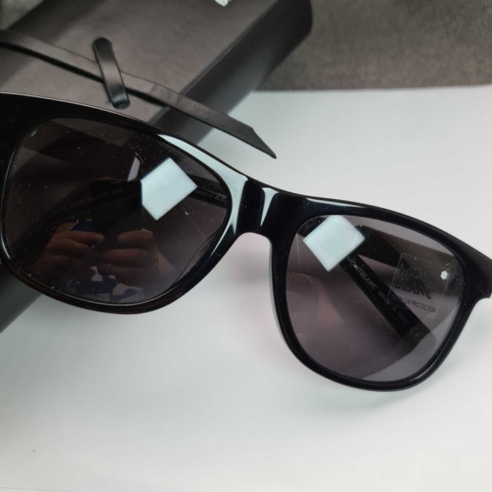 Солнцезащитные очки. Италия