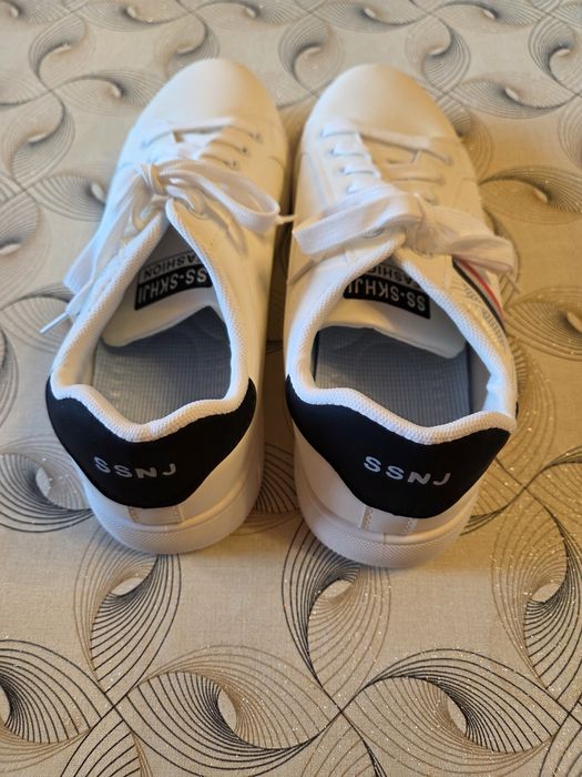 Чисто нови Мъжки кецове 48 номер !!!