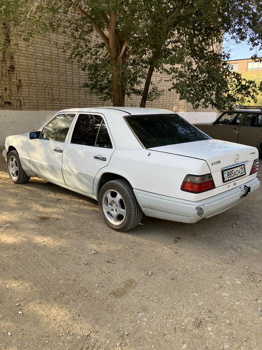 Продам мерседес w124