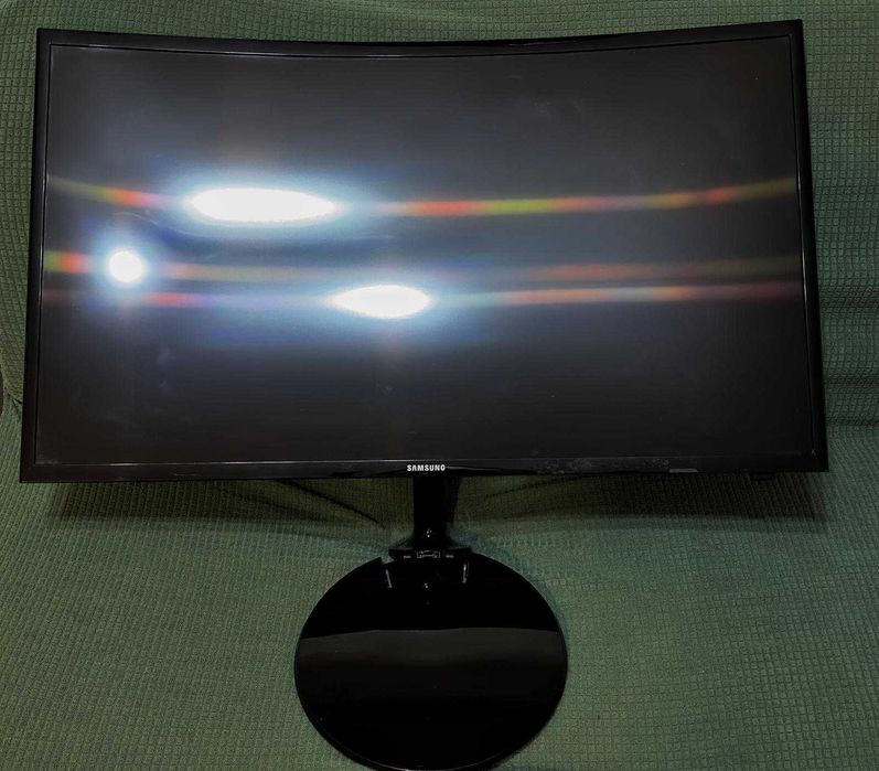 Vand Monitor Curbat Gaming Multimedia LED VA Samsung 31.5", Full HD!