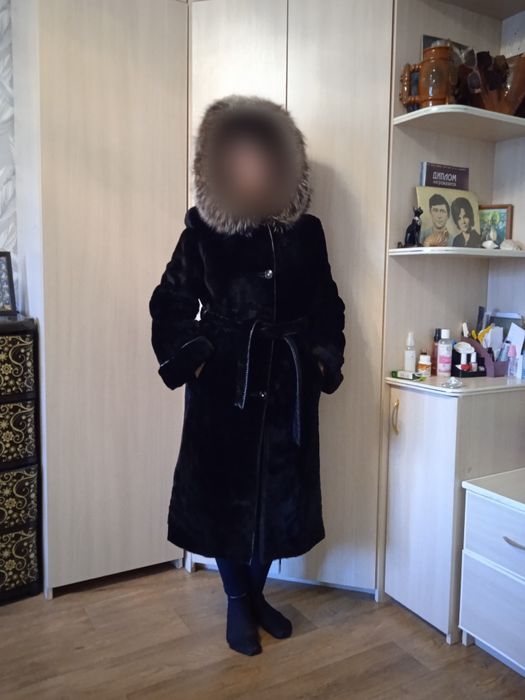 Продам мутоноваю шубу