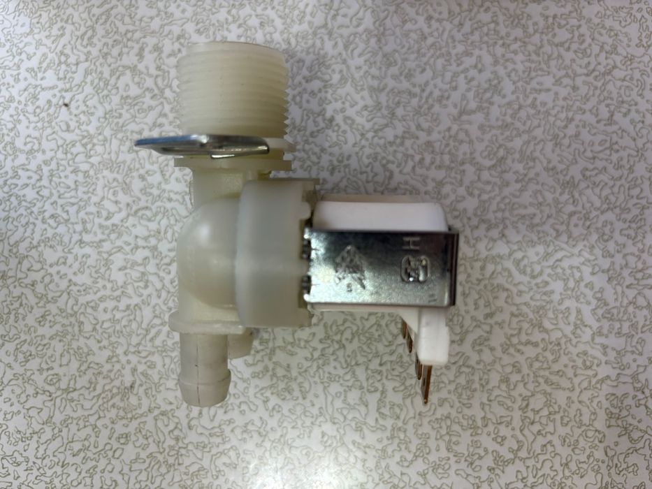 Клапан воды наливной