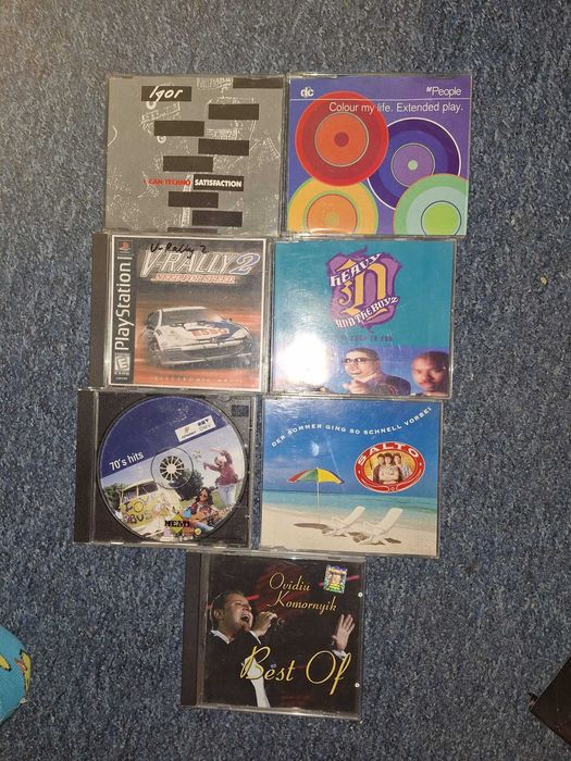 Casete si cd stare noua + poster