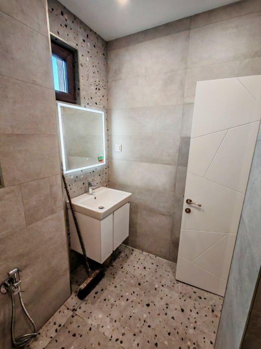 Дава се под наем Двустаен апартамент в Пловдив, Кючук Париж - 82 кв.м за 383 € - Снимка #8