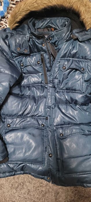 Vand geaca Guess mărimea M