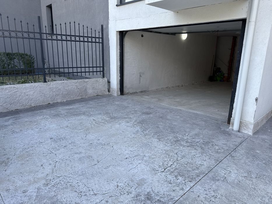 Дава се под наем Гараж / Паркомясто в София, Сухата река - 29 кв.м за 204 € - Снимка #1