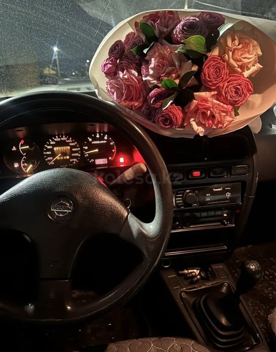 Продам nissan primera p10 1.6