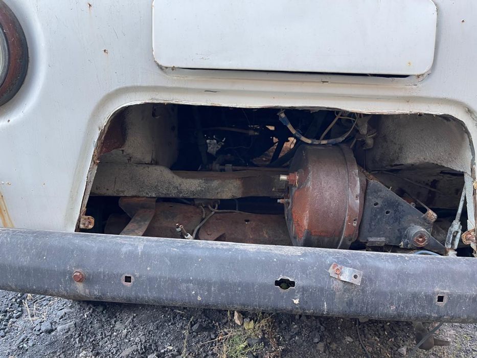 Продам УАЗ “Буханка” (аварийная, без двигателя)