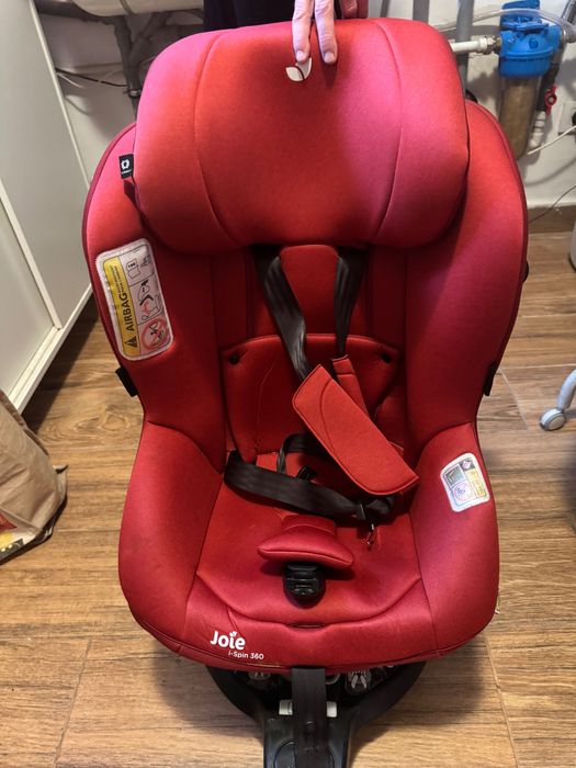 Scaun masinaJoie 360i spin cu picior in podea