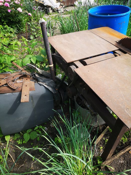 Циркулярная пила с фугонком