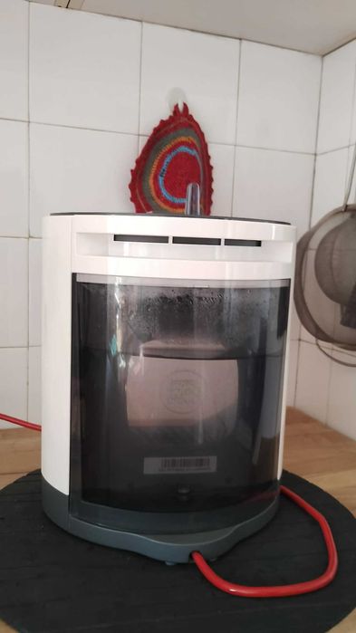 Кафемашина Dolce Gusto-oblo Krups с капсули