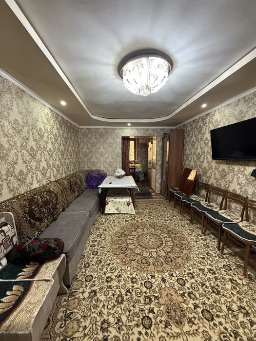 3 ком 2 этаж навои