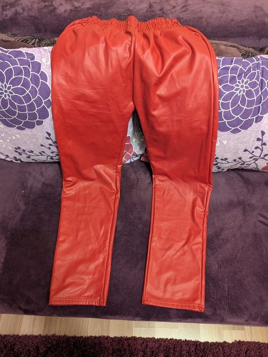 Pantaloni dama ,imitație piele,vatuiti