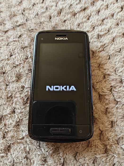 Nokia c6-01 symbian metalic impecabil.