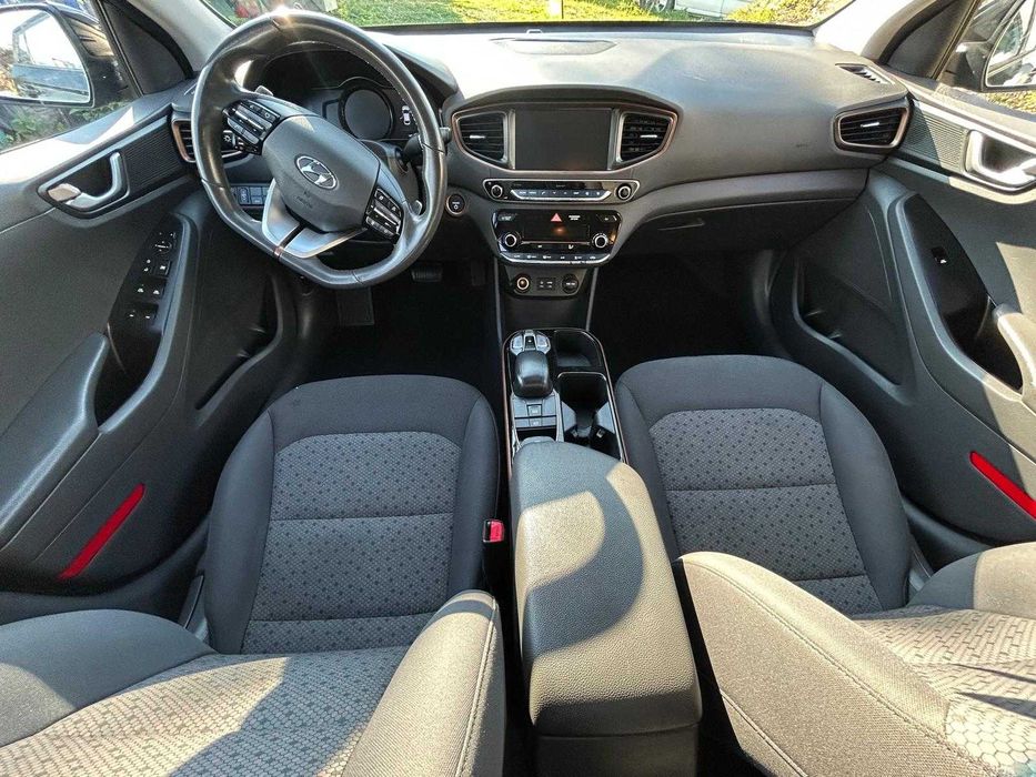 Hyundai Ioniq Electric 28 kWh, pompă de căldură, baterie excelentă, 250km range, full cu de toate