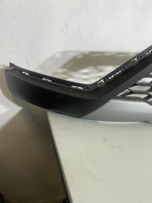 Spoiler bara Fata Dacia Sandero 3 Stepway